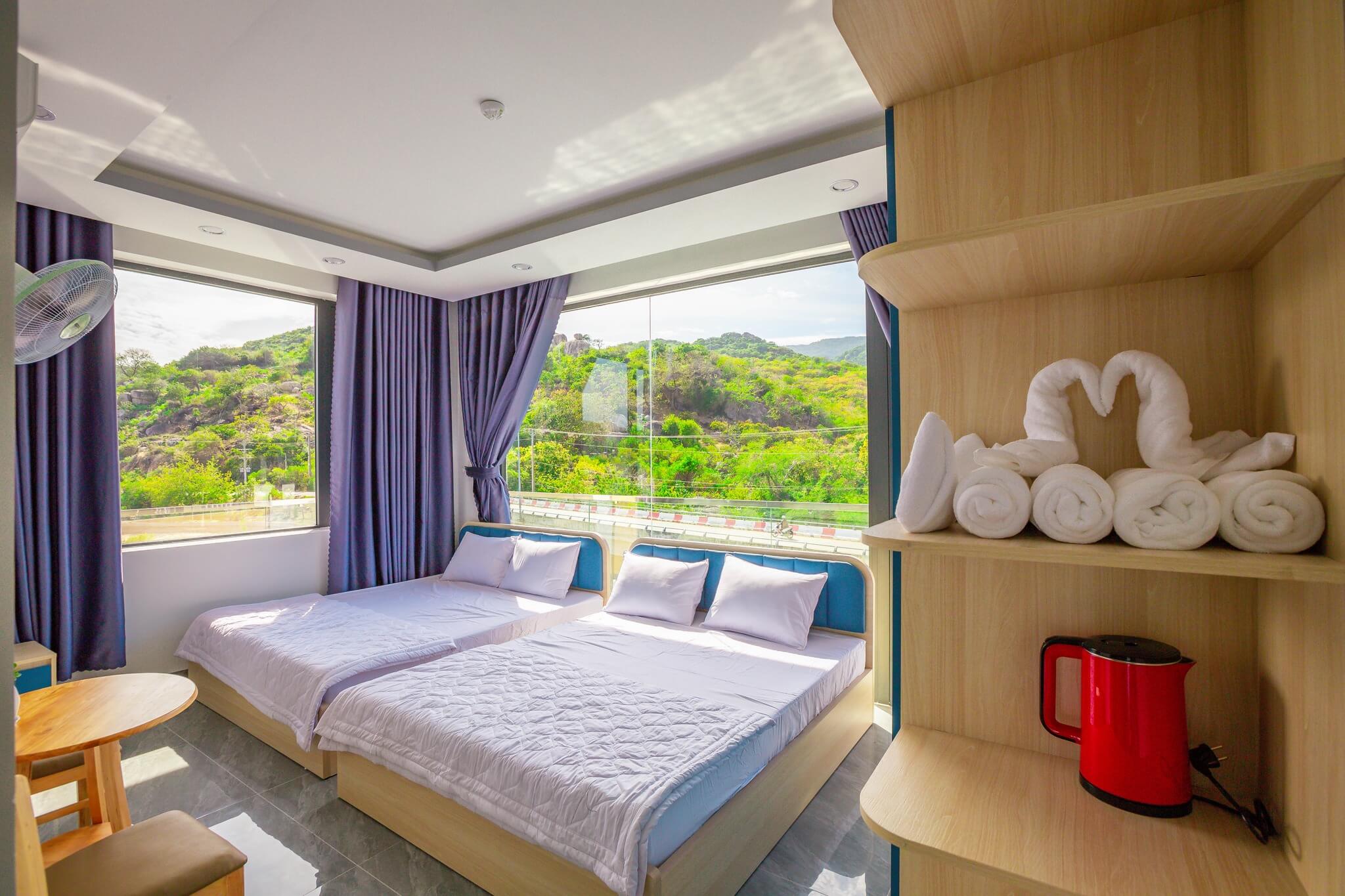 Hạng phòng đôi tại khách sạn Đức Loan Vĩnh Hy